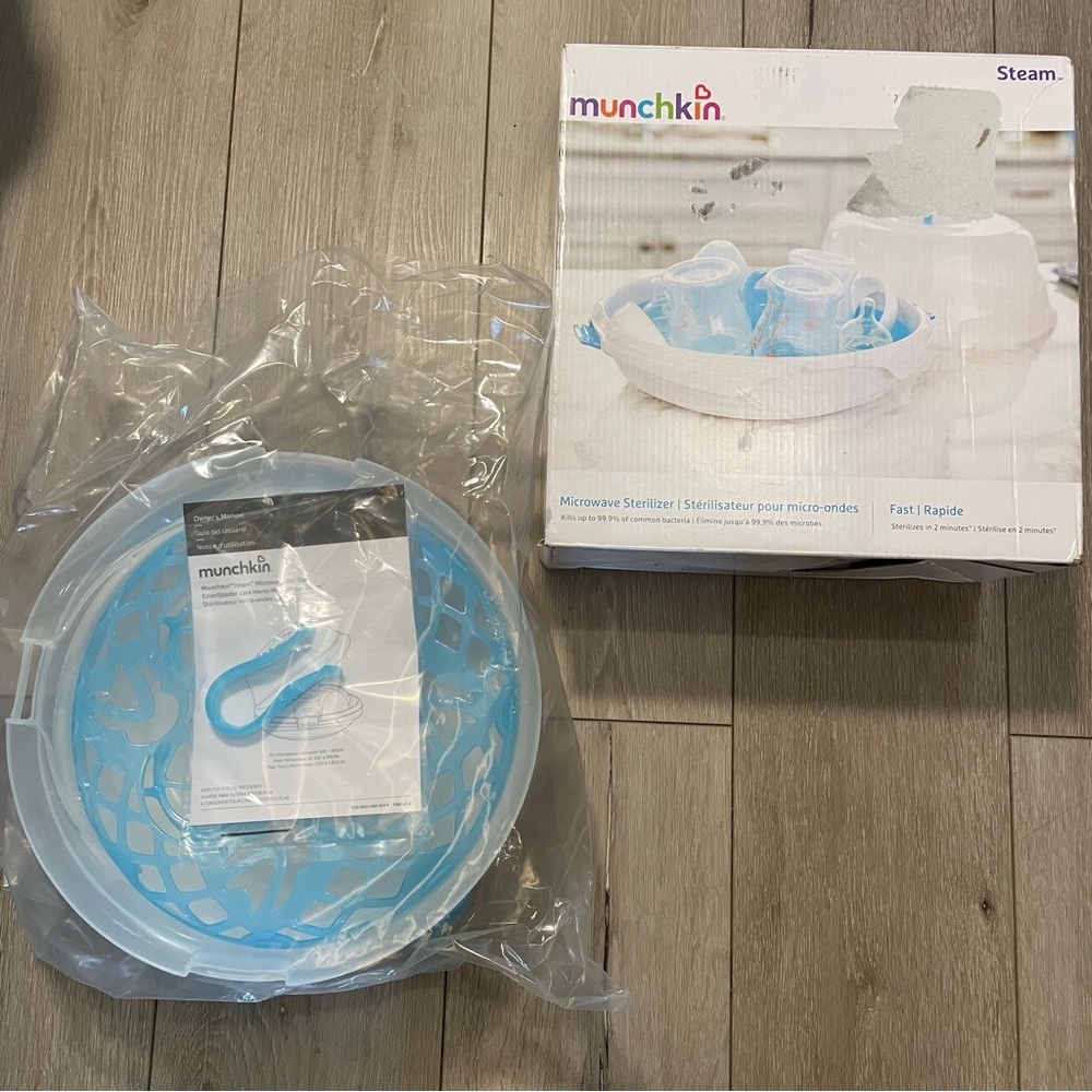 Munchkin Steam‎ Guard Microwave Bottle Sterilizer - Fast & Easy!